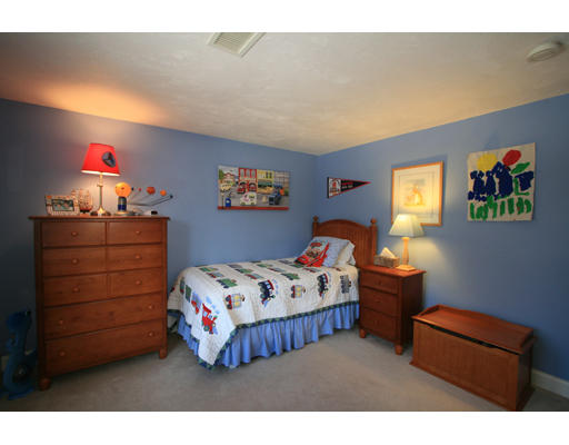 16 Greenacre Road Westwood, MA 02090 - Photo 11 of 13 Gallery Image 11