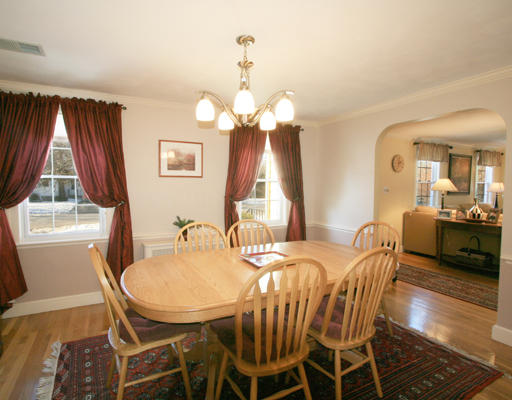 16 Greenacre Road Westwood, MA 02090 - Photo 3 of 13 Gallery Image 3