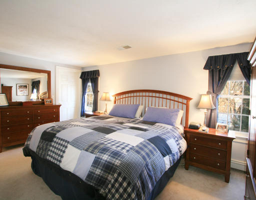 16 Greenacre Road Westwood, MA 02090 - Photo 8 of 13 Gallery Image 8