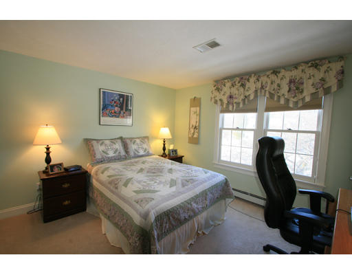 16 Greenacre Road Westwood, MA 02090 - Photo 9 of 13 Gallery Image 9