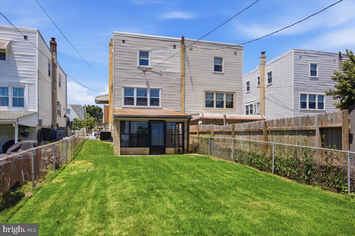 9955 Bridle Road Philadelphia, PA 19115 - Photo 35 of 36 Exterior Rear