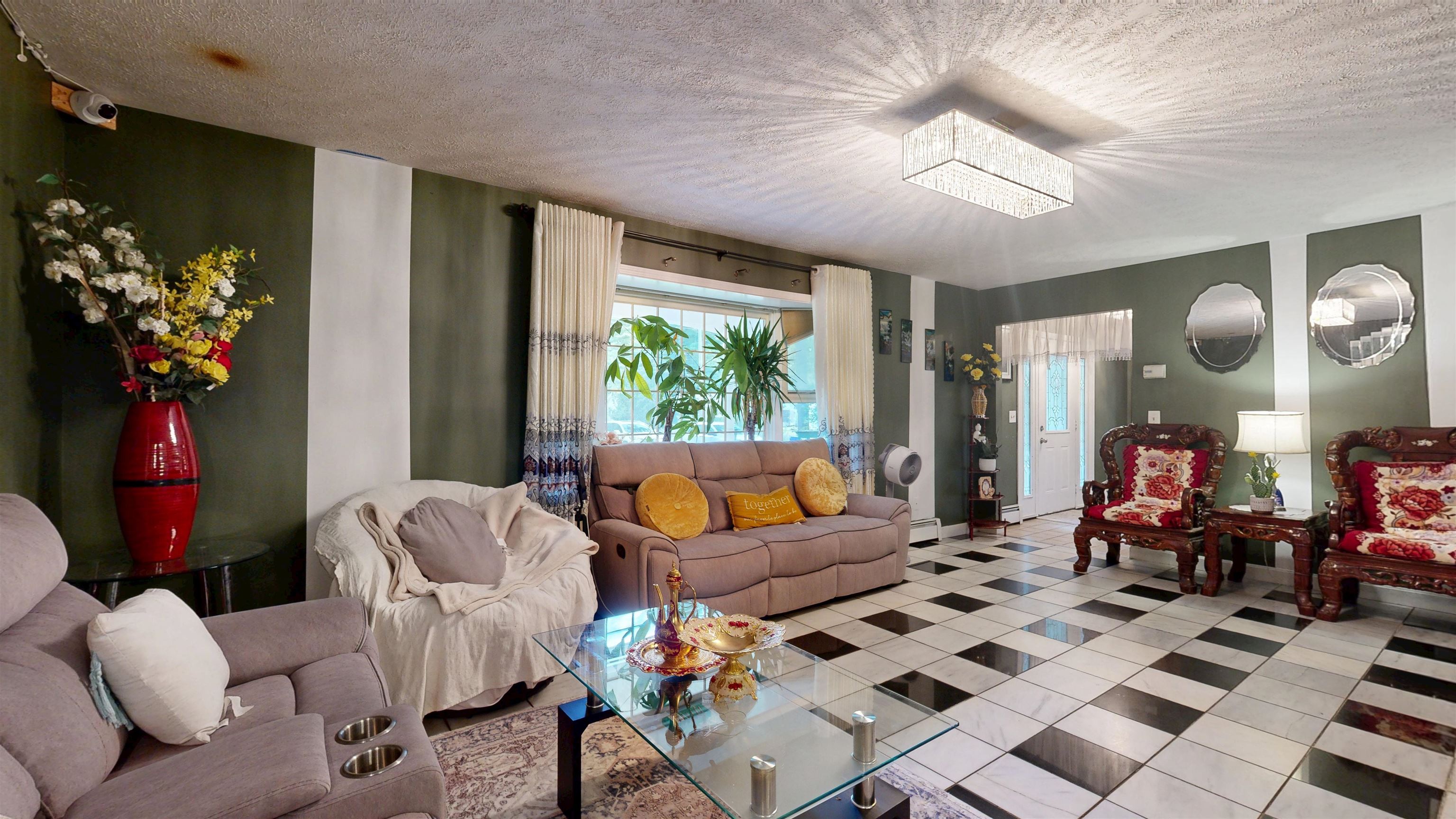 240 North Brownell Road Williston, VT 05495 - Photo 2 of 17