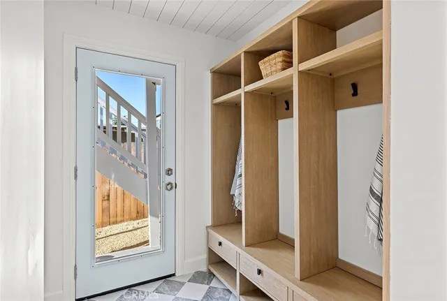 $3,495,000 | 31927 Hayes Place, Laguna Beach, CA 92651