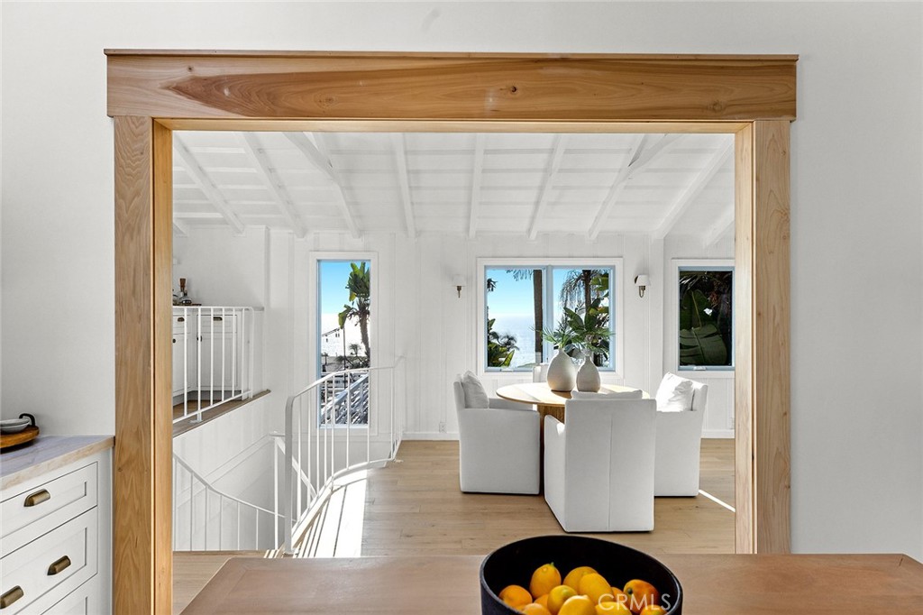 31927 Hayes Place Laguna Beach, CA 92651 - Photo 13 of 39