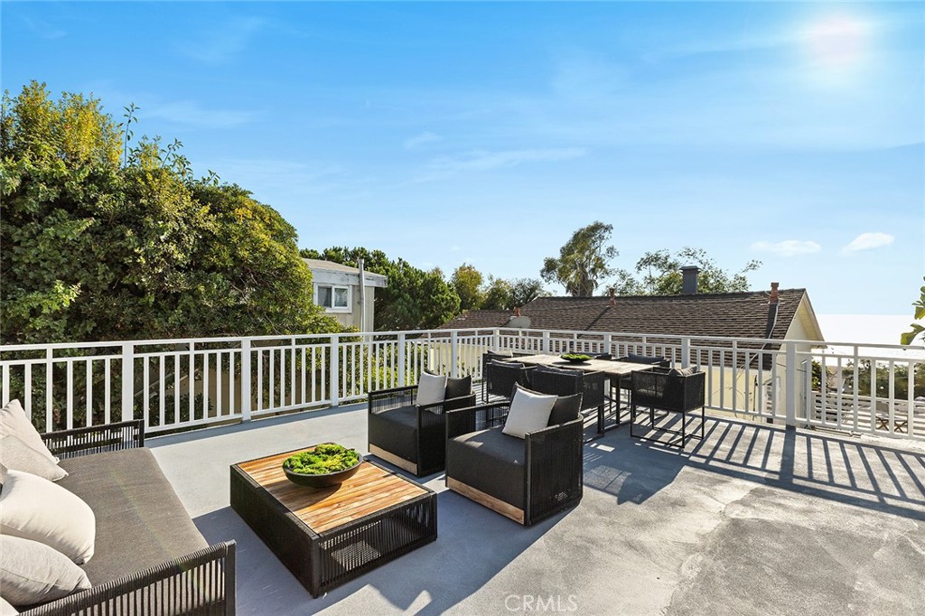 31927 Hayes Place Laguna Beach, CA 92651 - Photo 22 of 39