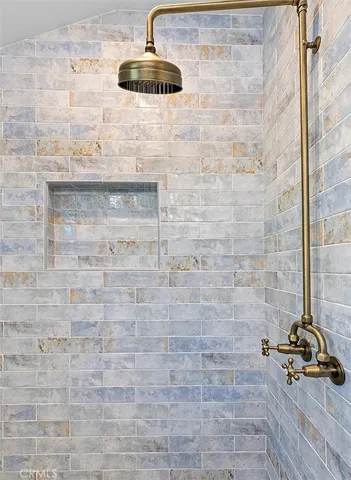 $3,495,000 | 31927 Hayes Place, Laguna Beach, CA 92651