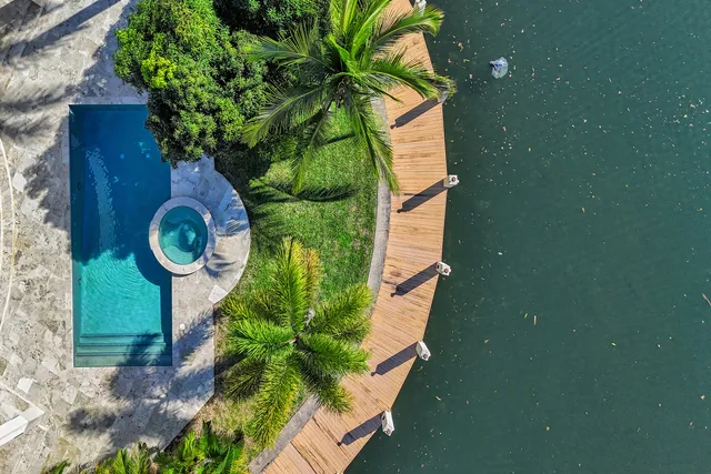 $5,900,000 | 2330 Northeast 31st Court, Lighthouse Point, FL 33064