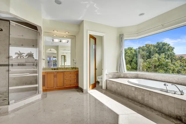 $5,900,000 | 2330 Northeast 31st Court, Lighthouse Point, FL 33064