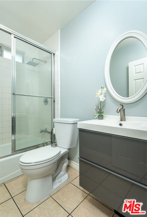 10307 Eldora Avenue Sunland, CA 91040 - Photo 17 of 32 a bathroom with a sink toilet and shower