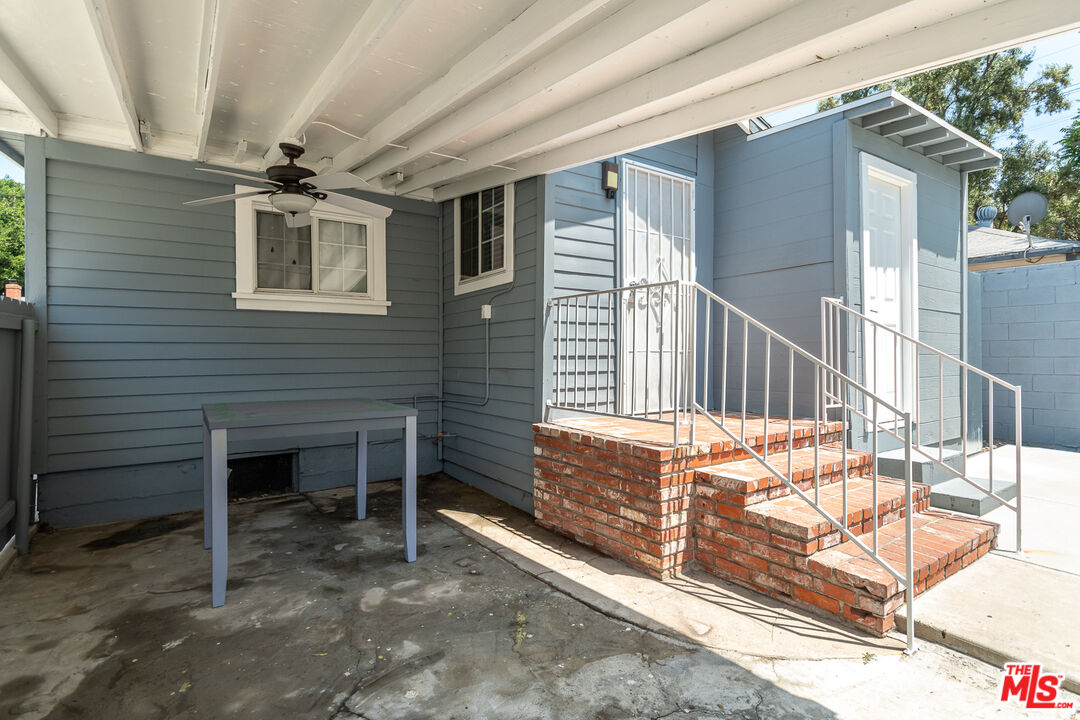 10307 Eldora Avenue Sunland, CA 91040 - Photo 24 of 32