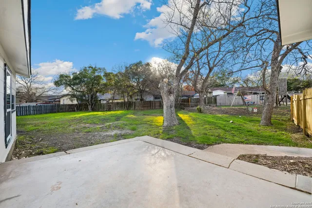 $195,000 | 7602 Strolling Lane, Live Oak, TX 78233