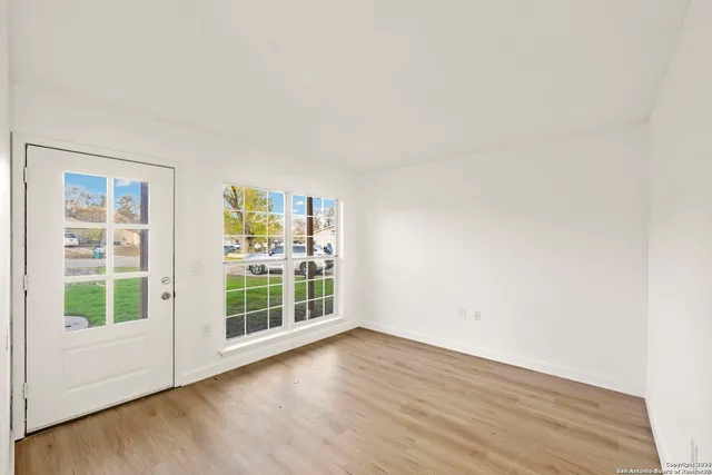 $195,000 | 7602 Strolling Lane, Live Oak, TX 78233