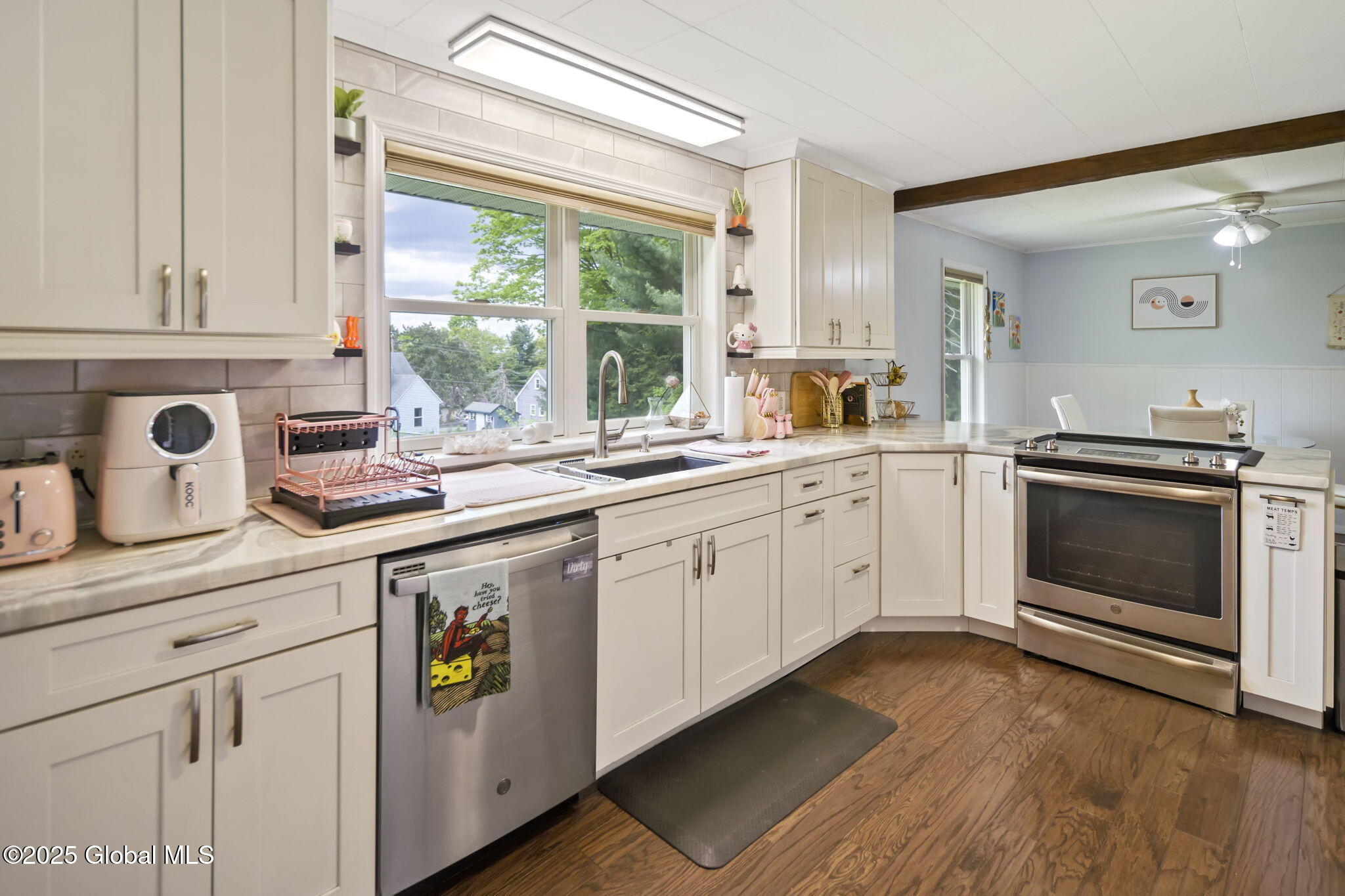 6 Starr Road Troy, NY 12182 - Photo 6 of 22 Interior 05