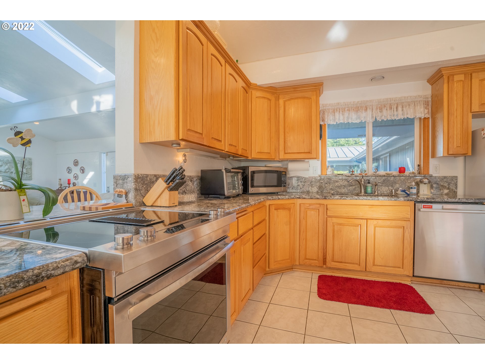 90292 Shore Lane Eugene, OR 97402 - Photo 17 of 29