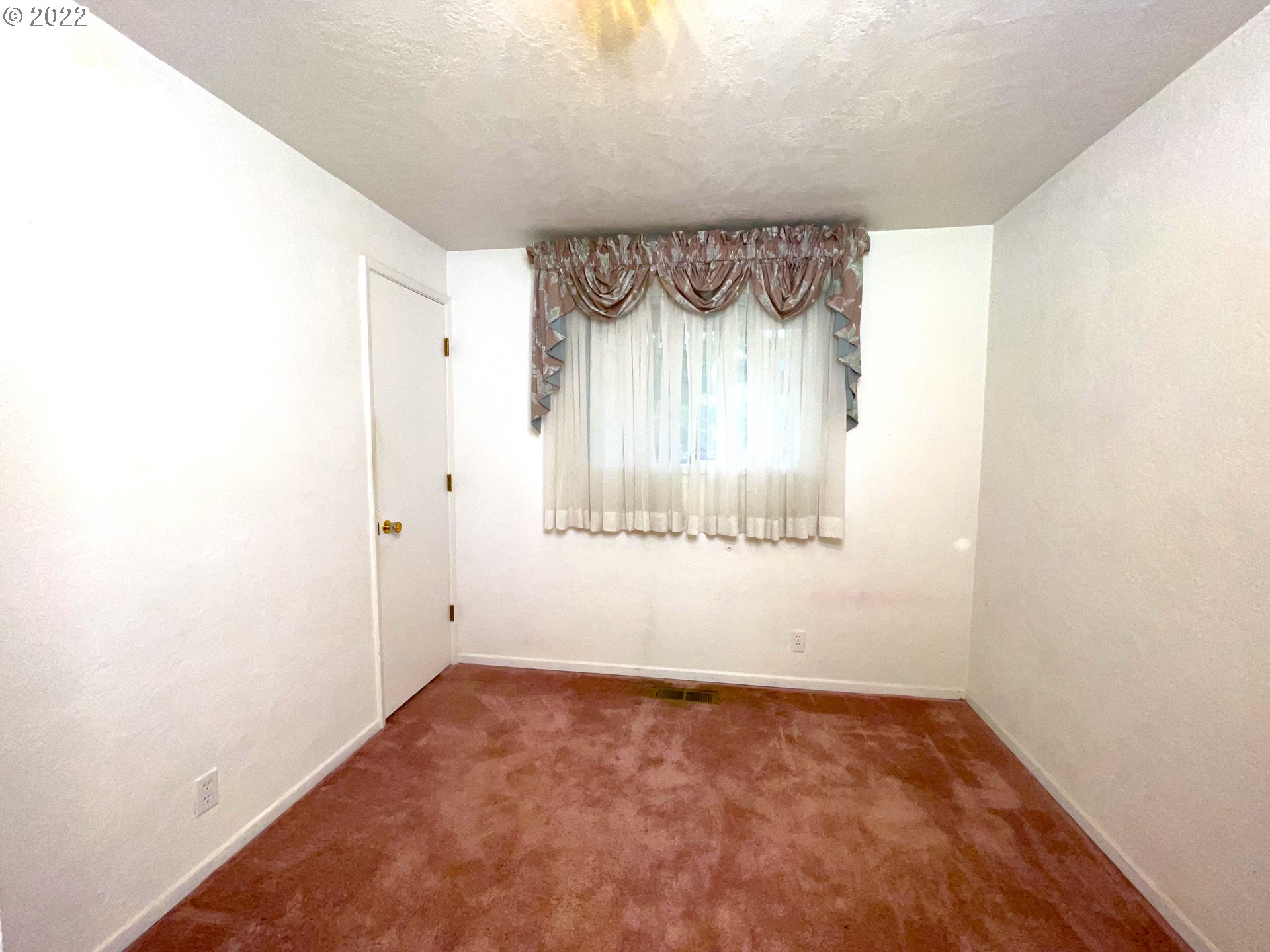 90292 Shore Lane Eugene, OR 97402 - Photo 22 of 29