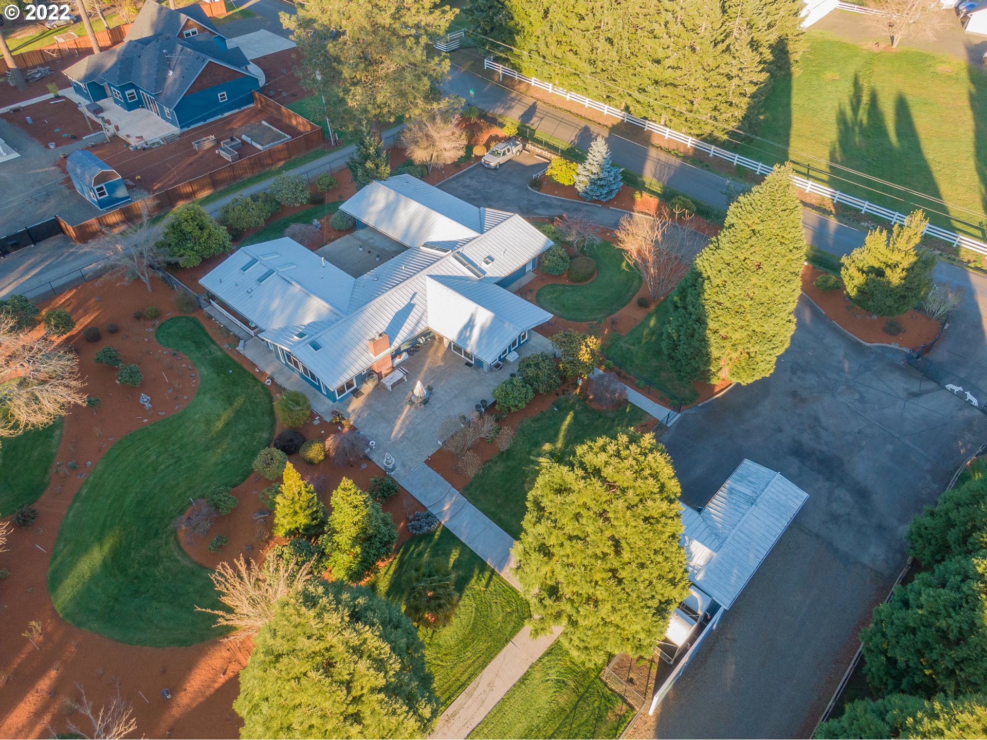 90292 Shore Lane Eugene, OR 97402 - Photo 5 of 29