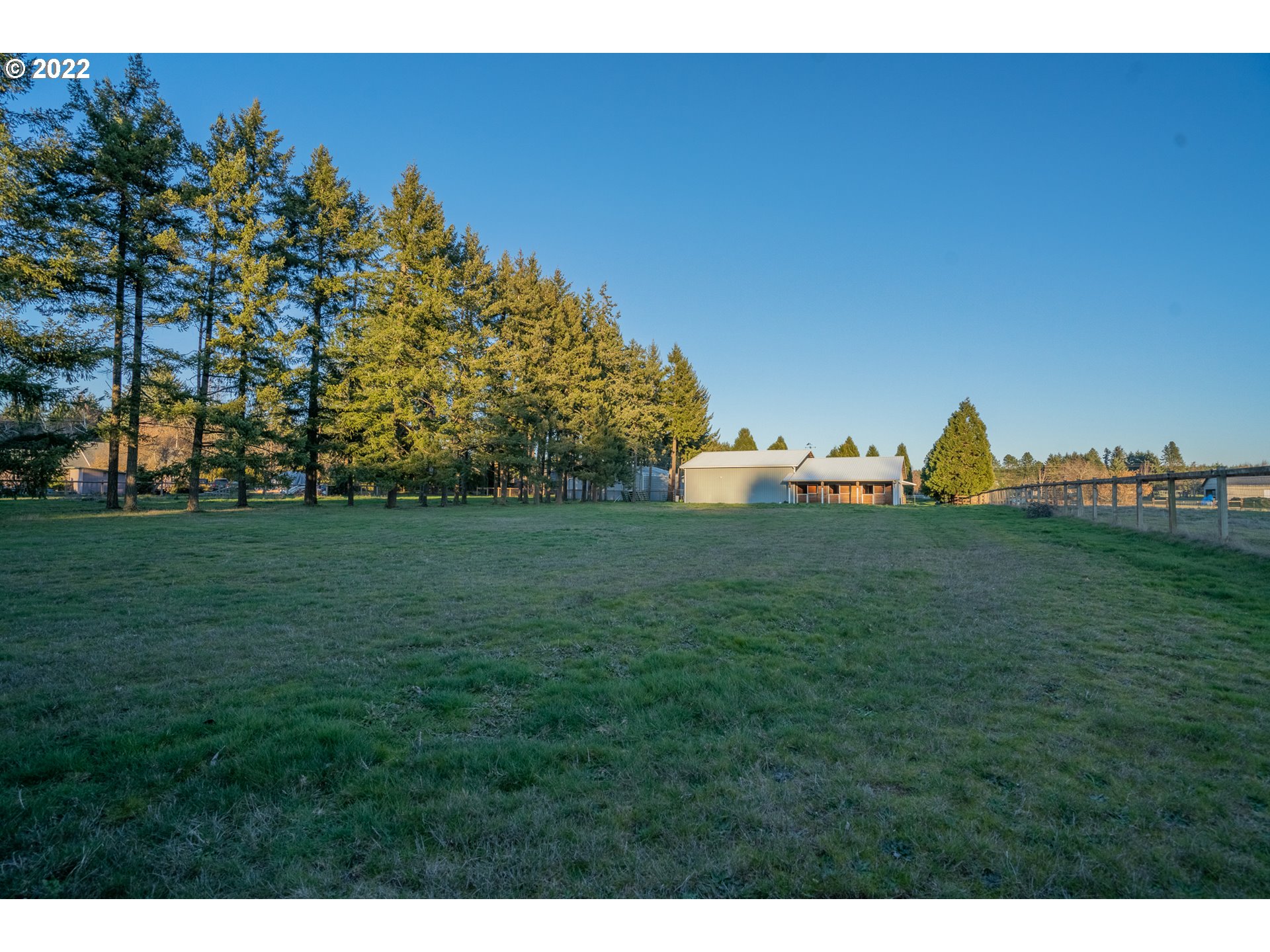 90292 Shore Lane Eugene, OR 97402 - Photo 8 of 29