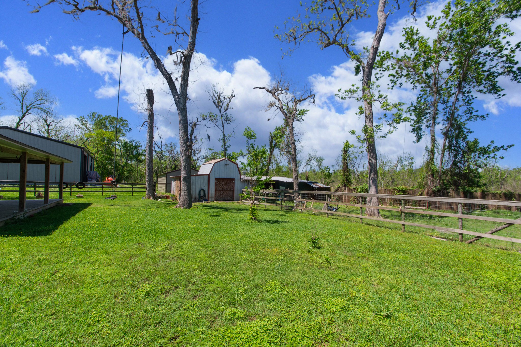 400 Pecan Estates Road, Unit C616R Angleton, TX 77515 - Photo 11 of 49 a view of a park with large trees