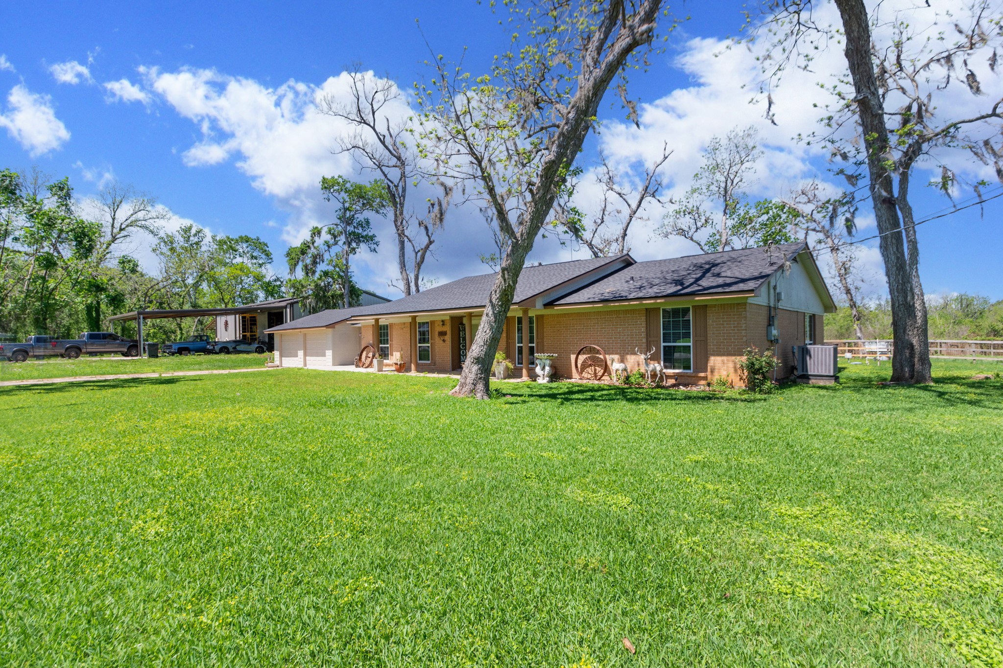 400 Pecan Estates Road, Unit C616R Angleton, TX 77515 - Photo 22 of 49 a view of house with a backyard
