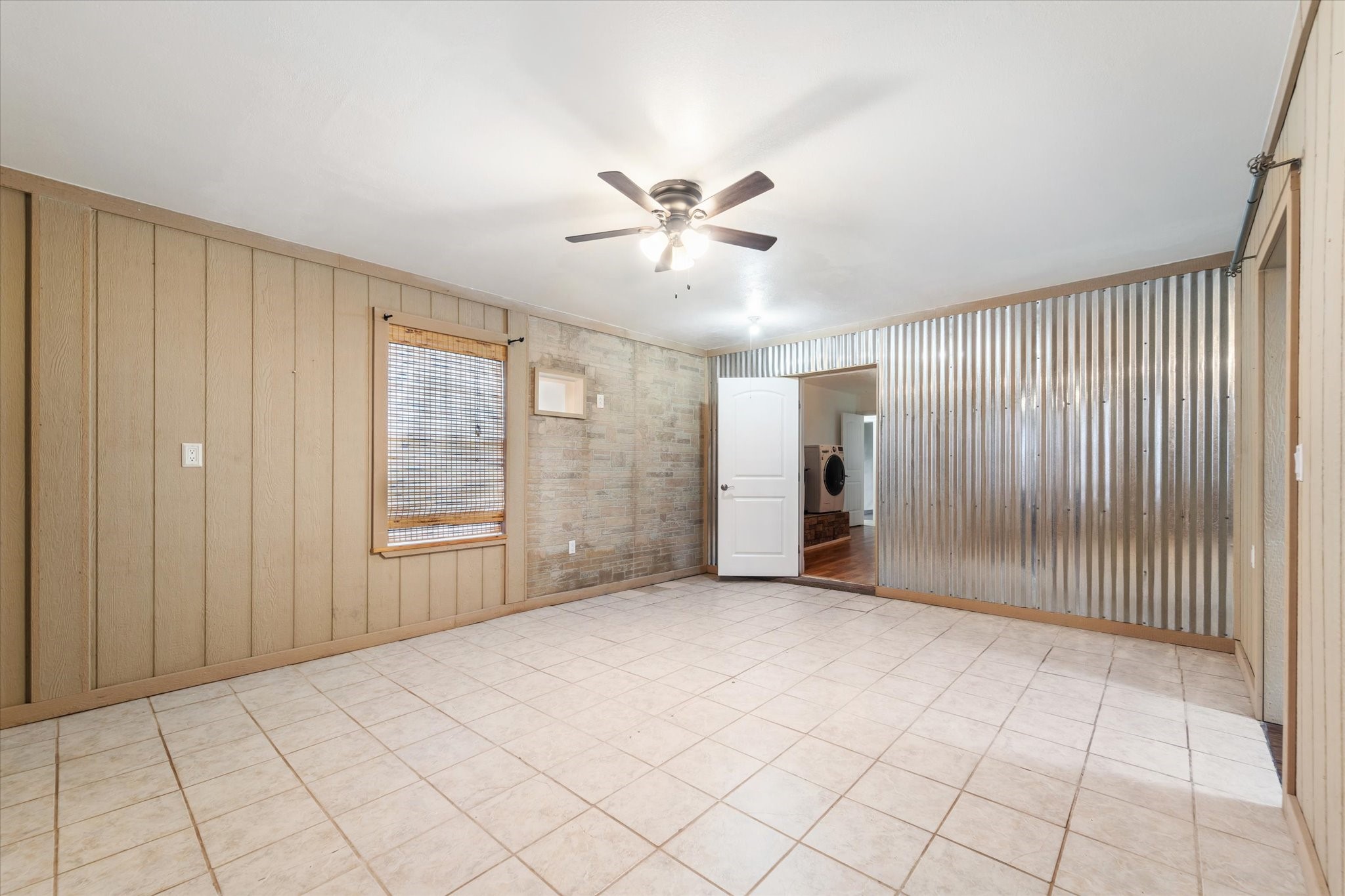 400 Pecan Estates Road, Unit C616R Angleton, TX 77515 - Photo 42 of 49 a view of an empty room with a window