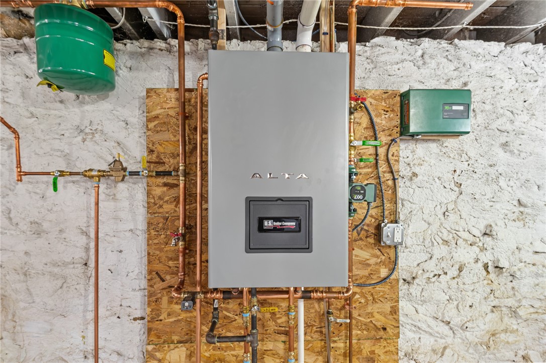 109 Cady Street Woonsocket, RI 02895 - Photo 29 of 40