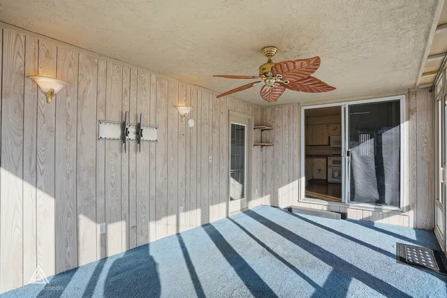 $315,000 | 18021 Pin Oak Court, Tinley Park, IL 60477