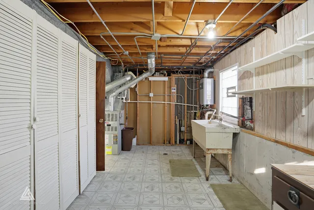 $315,000 | 18021 Pin Oak Court, Tinley Park, IL 60477