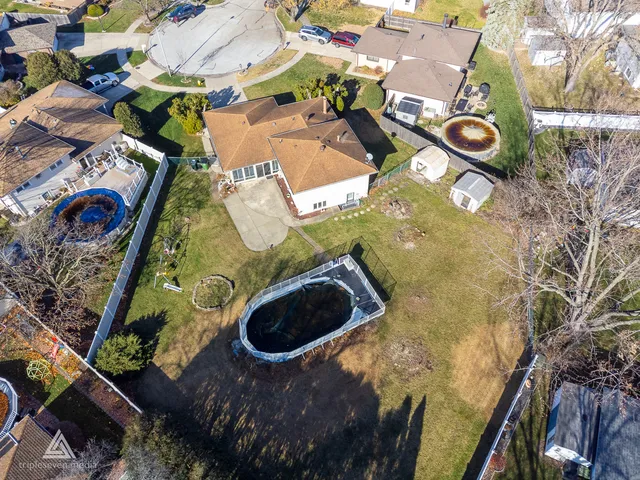 $315,000 | 18021 Pin Oak Court, Tinley Park, IL 60477