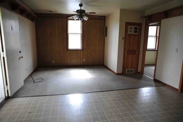 100 1st Street, Unit 4 Standard, IL 61363 - Photo 14 of 24