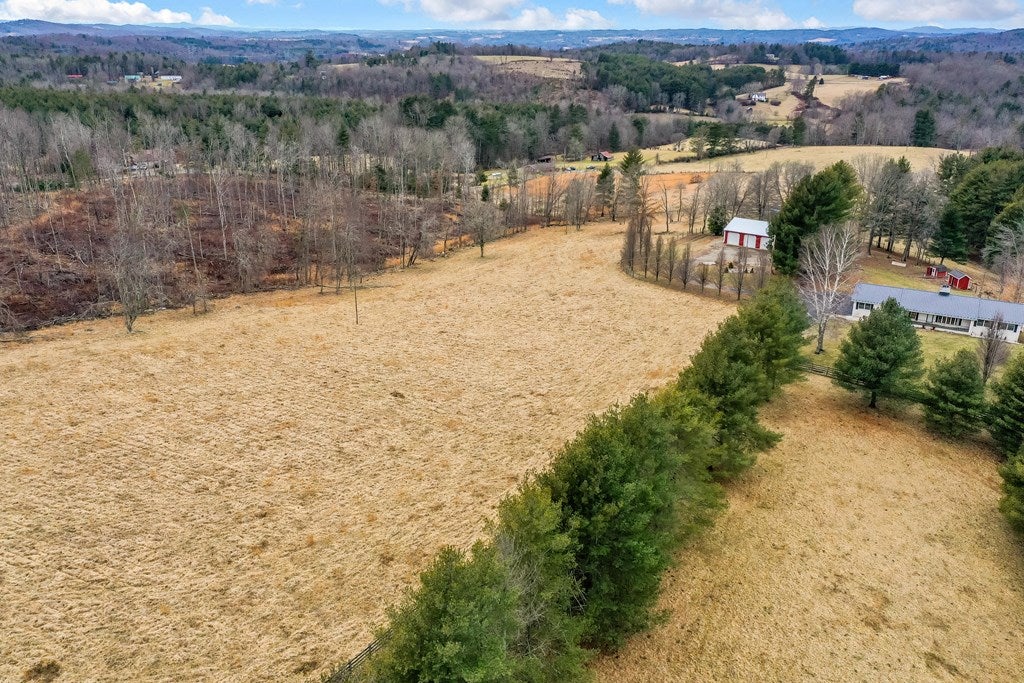 997 Duncan Mill Road Dugspur, VA 24325 - Photo 10 of 73 Gallery Image 10