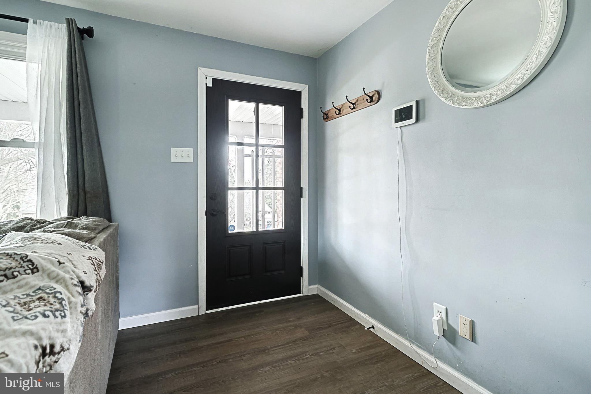 405 Waters Road York, PA 17403 - Photo 25 of 33