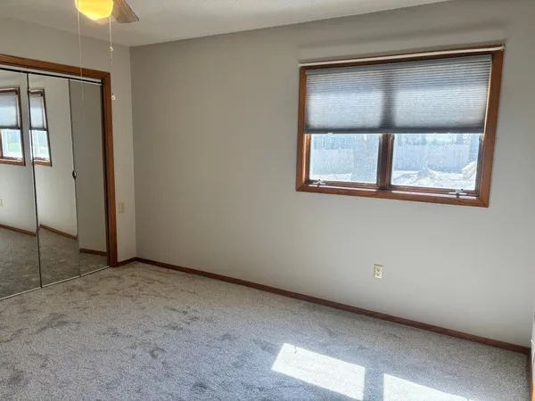 $321,900 | 114 Oak Ridge Road, Fairmont, MN 56031