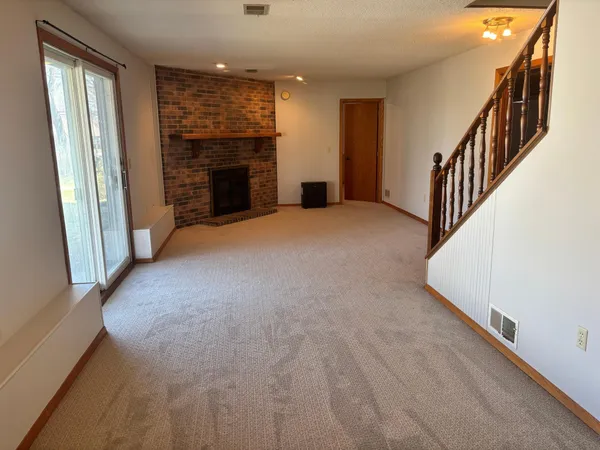 $321,900 | 114 Oak Ridge Road, Fairmont, MN 56031