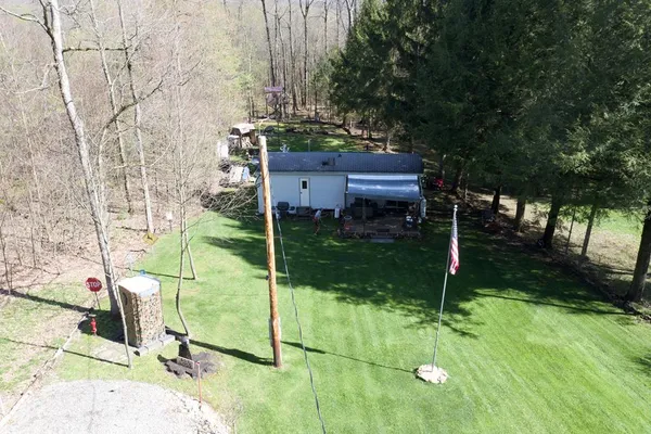 a view of a yard