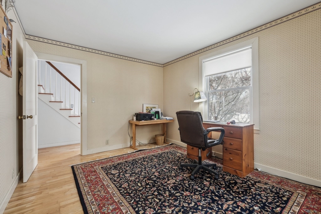 47 Florence Street Hudson, MA 01749 - Photo 17 of 42