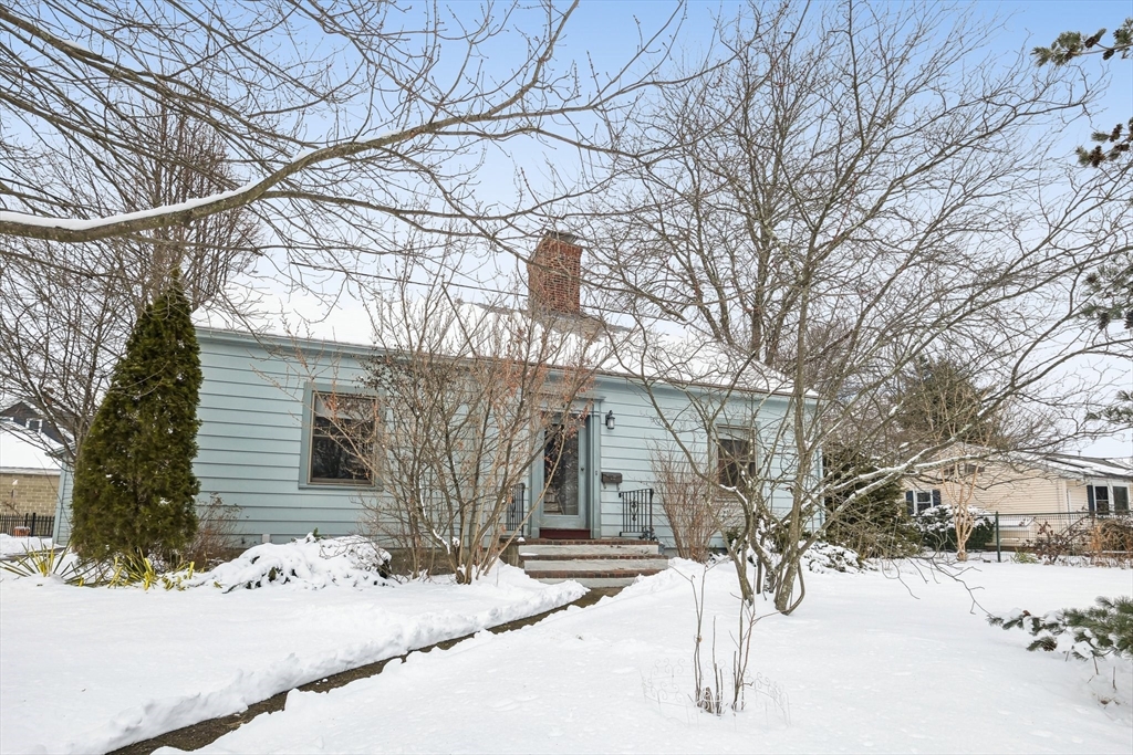 47 Florence Street Hudson, MA 01749 - Photo 2 of 42