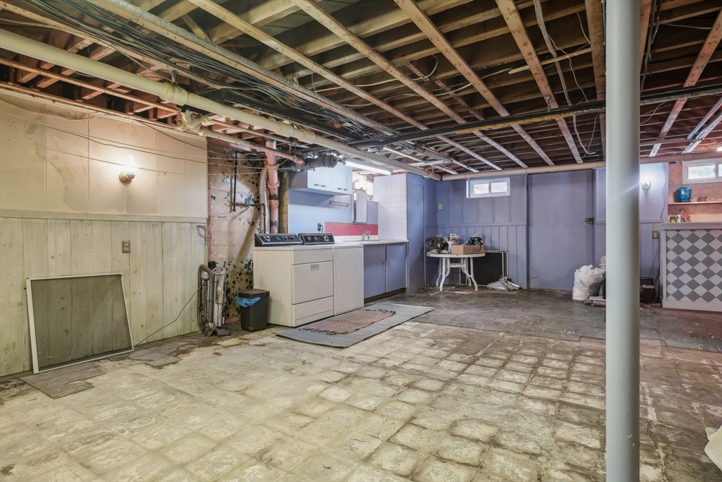 47 Florence Street Hudson, MA 01749 - Photo 29 of 42