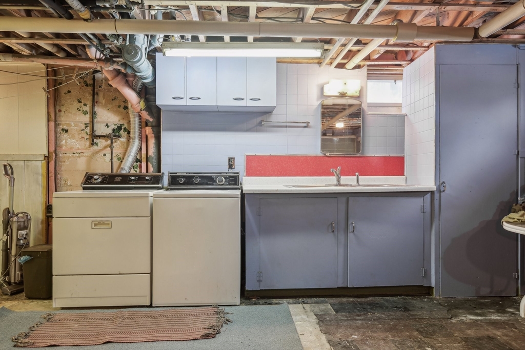 47 Florence Street Hudson, MA 01749 - Photo 30 of 42