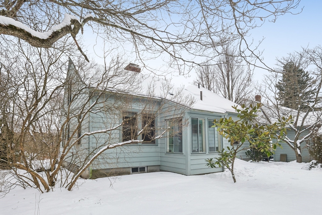 47 Florence Street Hudson, MA 01749 - Photo 34 of 42