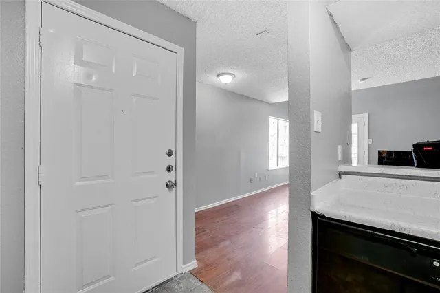 $1,225 | 9815 Walnut Street, Unit 214, Dallas, TX 75243
