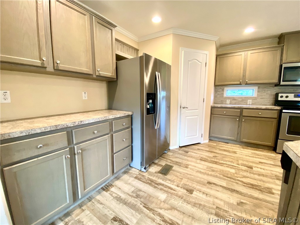 2405 Vienna Road Charlestown, IN 47111 - Photo 9 of 36 Gallery Image 9