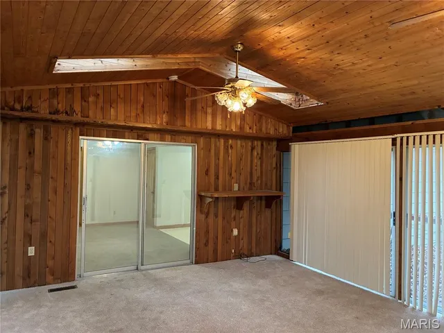 $350,000 | 1105 Highway West, Foristell, MO 63348