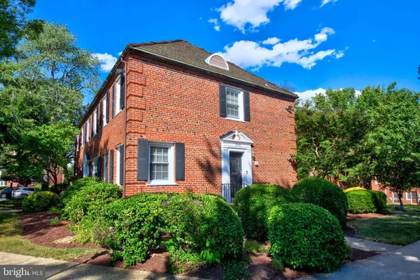 $180,000 | 2110 Suitland Terrace Southeast, Washington, DC 20020