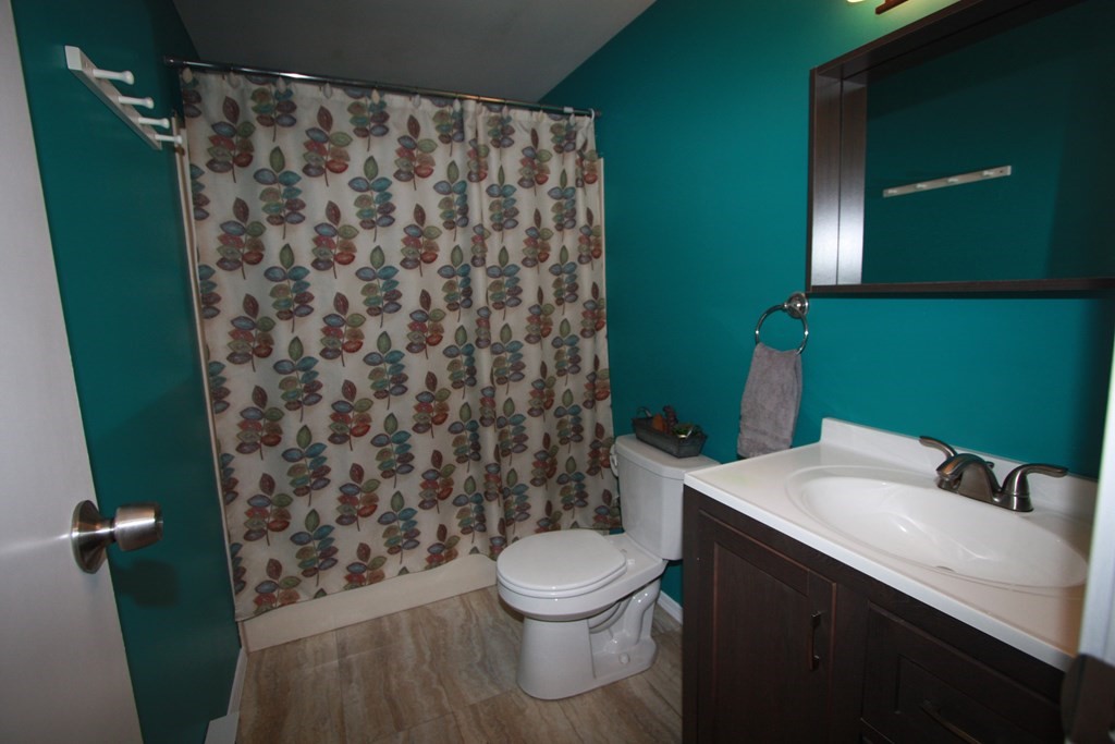 28 El Caney Road Worcester, MA 01603 - Photo 15 of 21