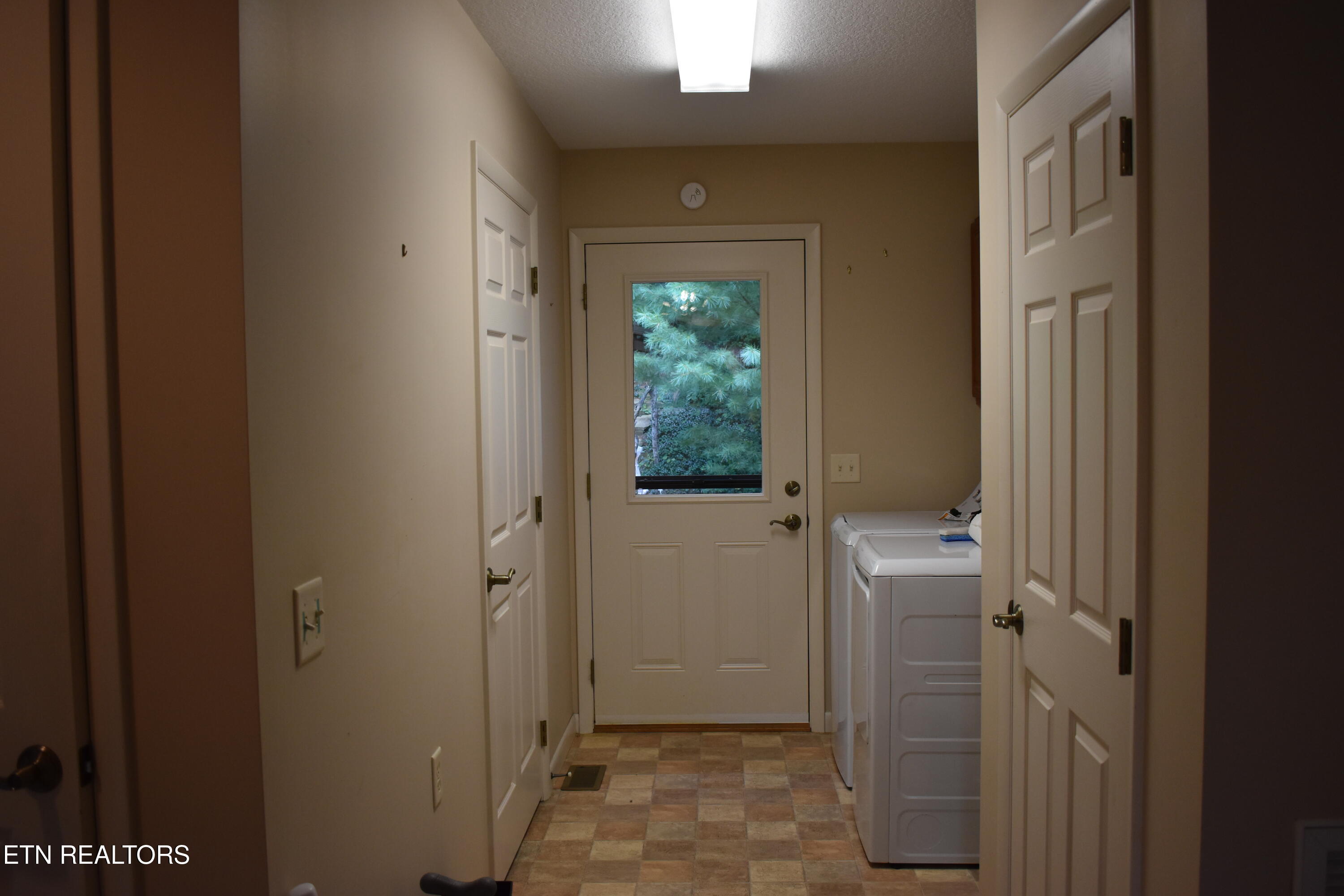 197 Evergreen Place Sparta, TN 38583 - Photo 15 of 36 DSC_0174