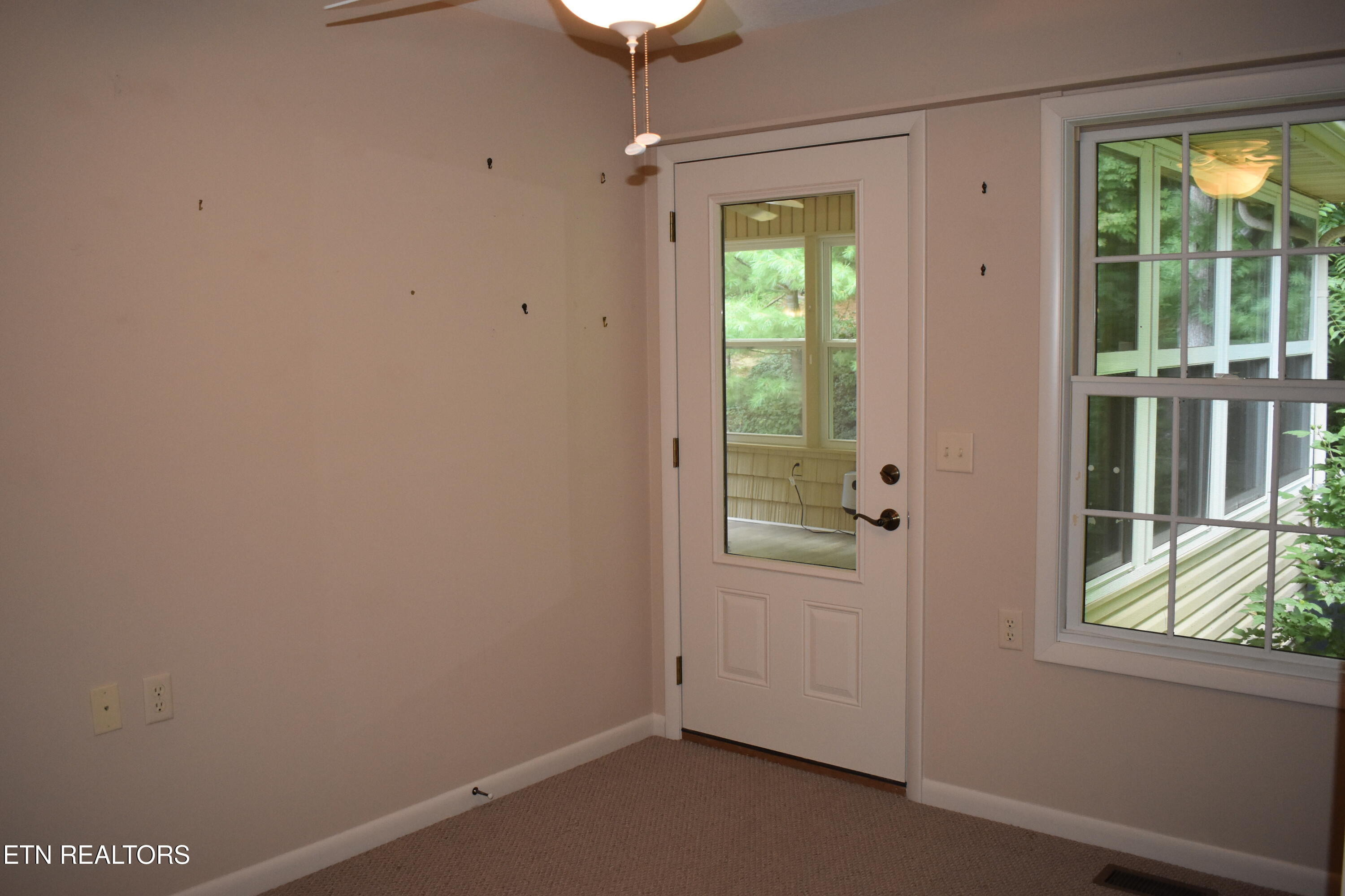 197 Evergreen Place Sparta, TN 38583 - Photo 18 of 36 DSC_0177