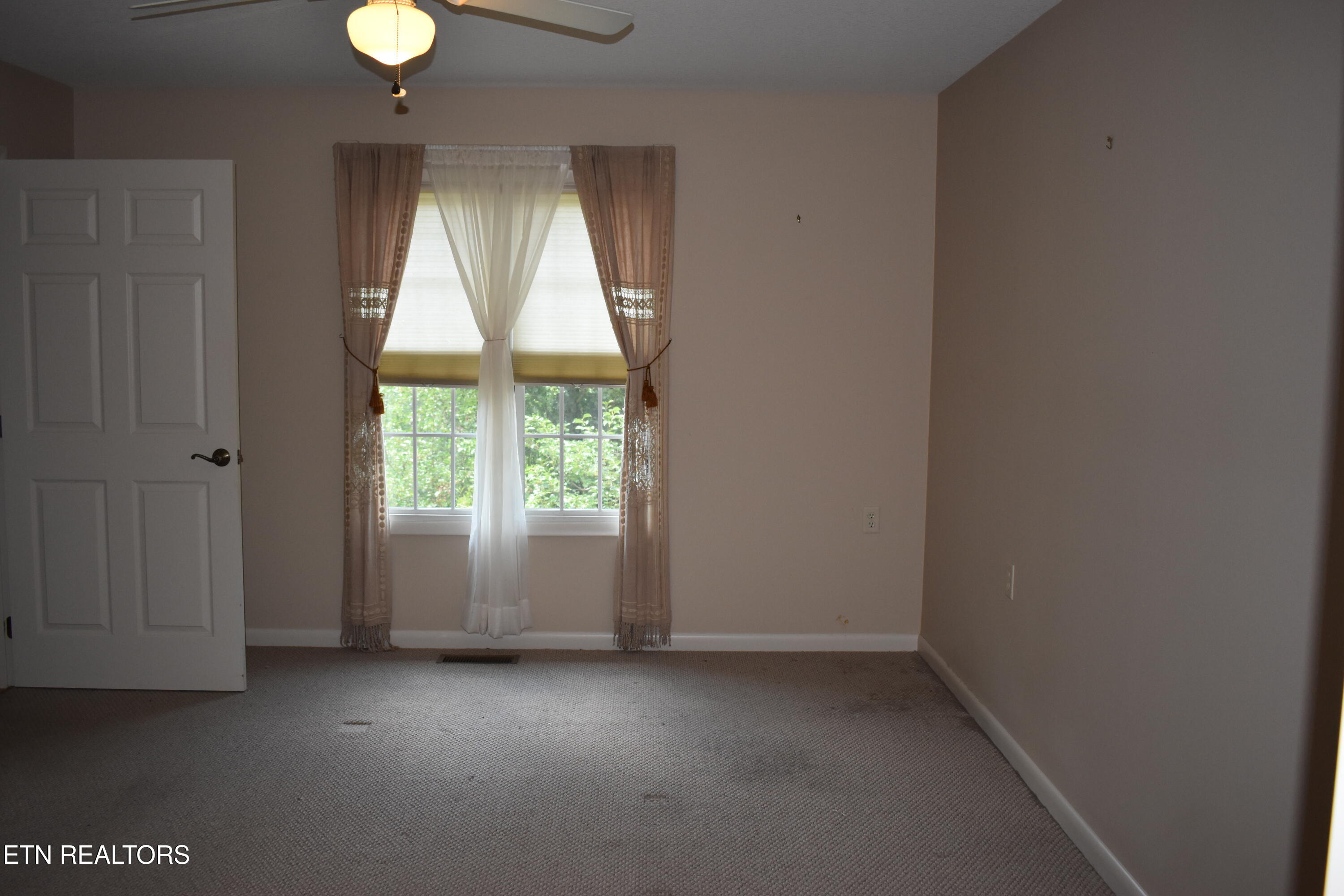 197 Evergreen Place Sparta, TN 38583 - Photo 20 of 36 DSC_0180