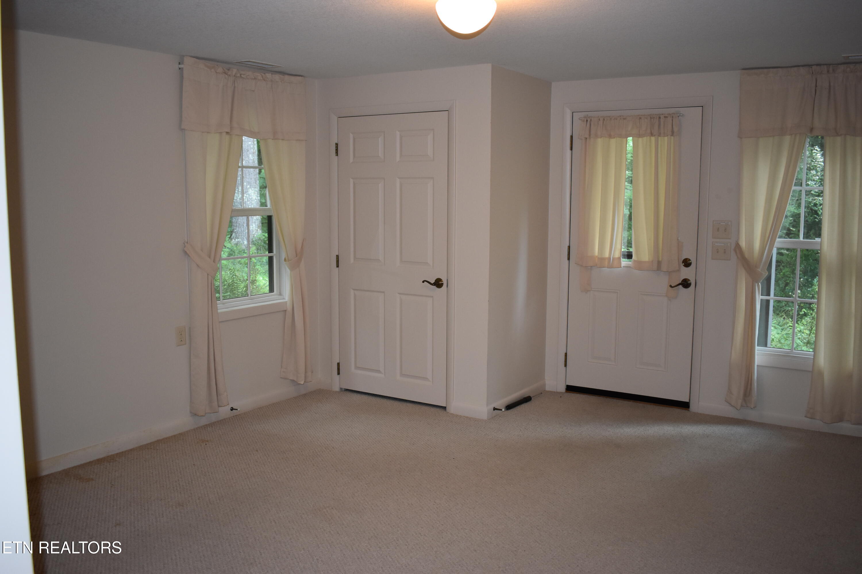 197 Evergreen Place Sparta, TN 38583 - Photo 28 of 36 DSC_0188