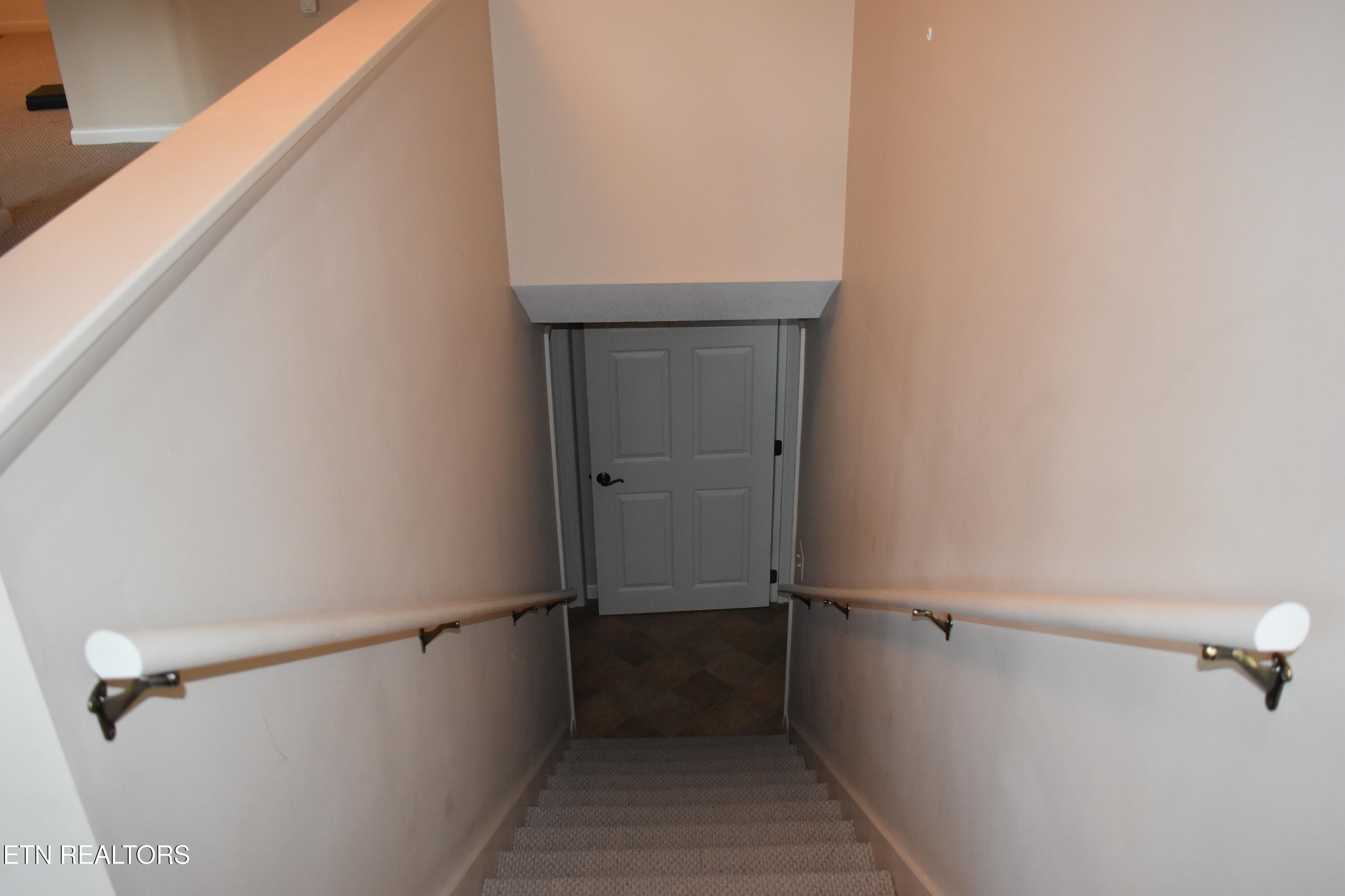 197 Evergreen Place Sparta, TN 38583 - Photo 7 of 36 DSC_0166