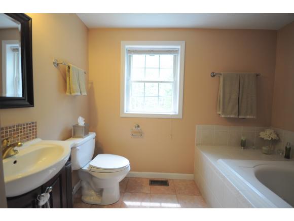 658 Bedford Road New Boston, NH 03070 - Photo 12 of 30 Gallery Image 12